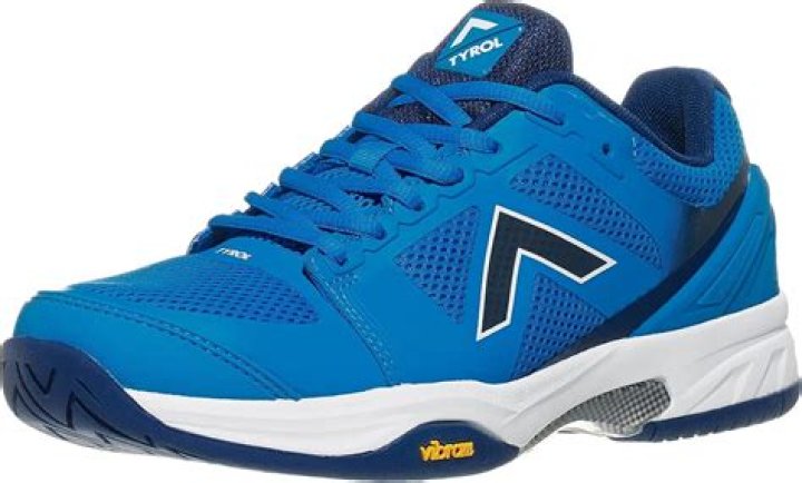 Are cross trainer shoes good for pickleball?