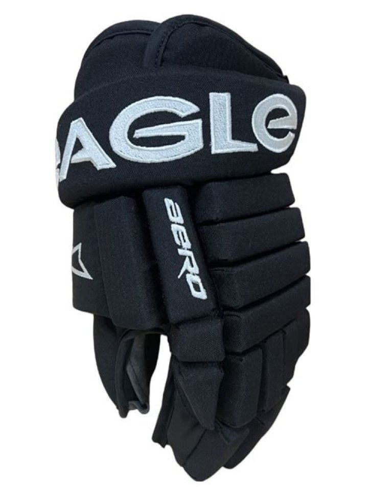 Can you wash hockey gloves?