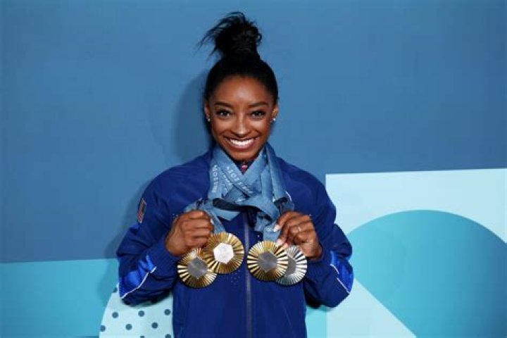 Did Simone Biles get a silver metal?