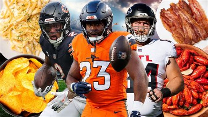 Do football players eat during games?