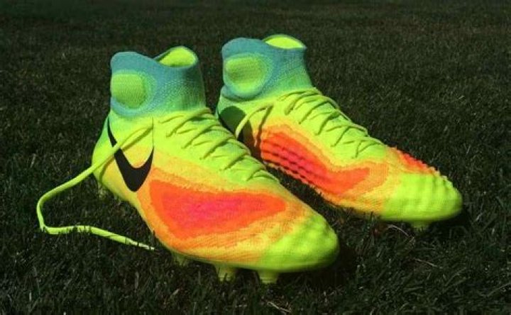 Do soccer cleats work for football?