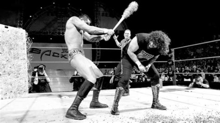 Do WWE thumbtacks hurt?