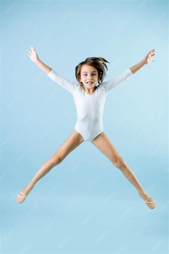 Does leotards run small?