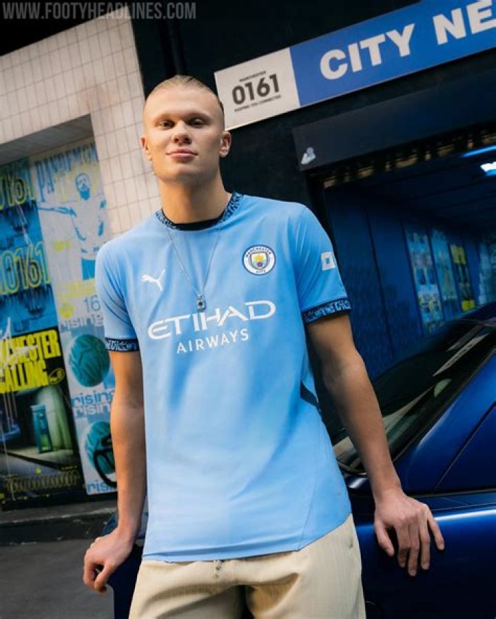 Does Man City have fans?