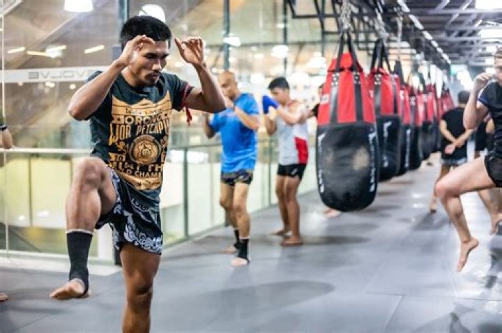 Does Muay Thai help lose fat?