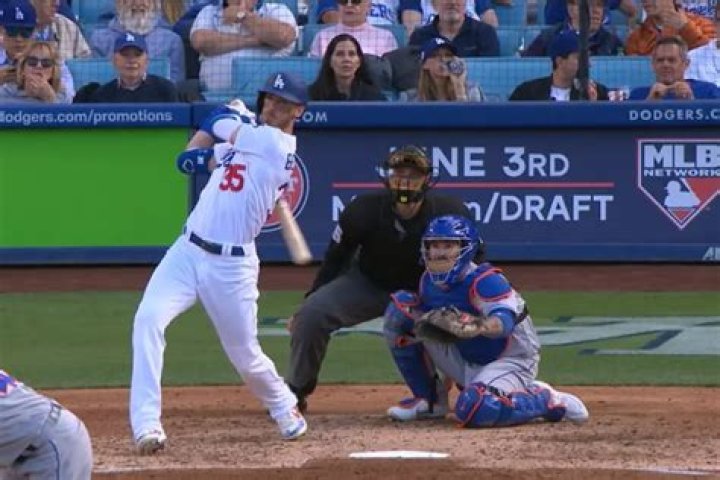 Has there ever been a left-handed shortstop MLB?