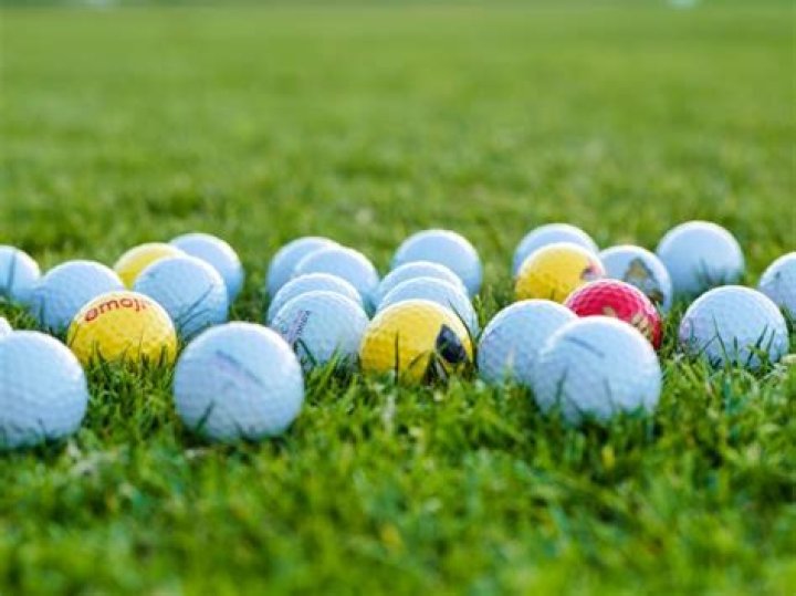 How do golfers know which ball is theirs?