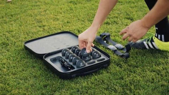 How do they track footballers distance?