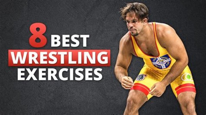 How do wrestlers protect their knees?