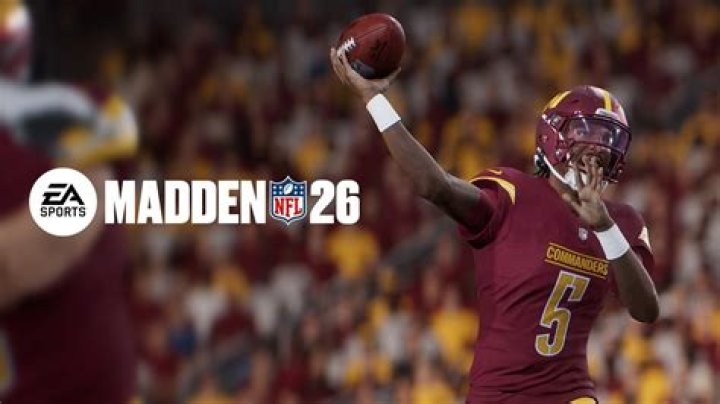 How do you run the ball in Madden 22?