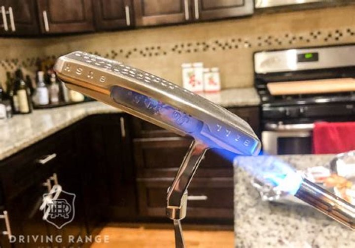 How do you torch a putter head?