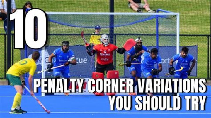 How is penalty corner given in hockey?