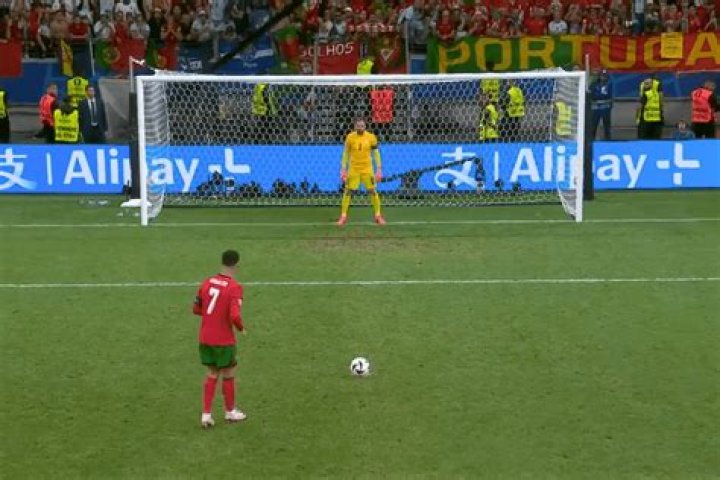 How many yards is a penalty kick?