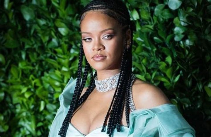 How much is rihanna worth?