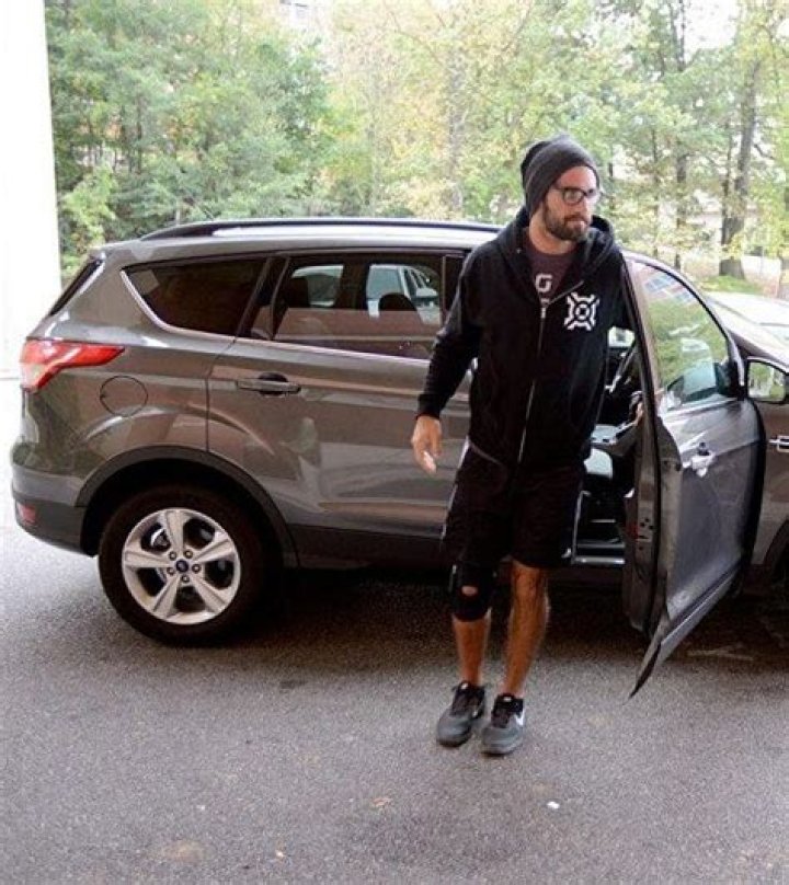 How much is Seth Rollins salary?