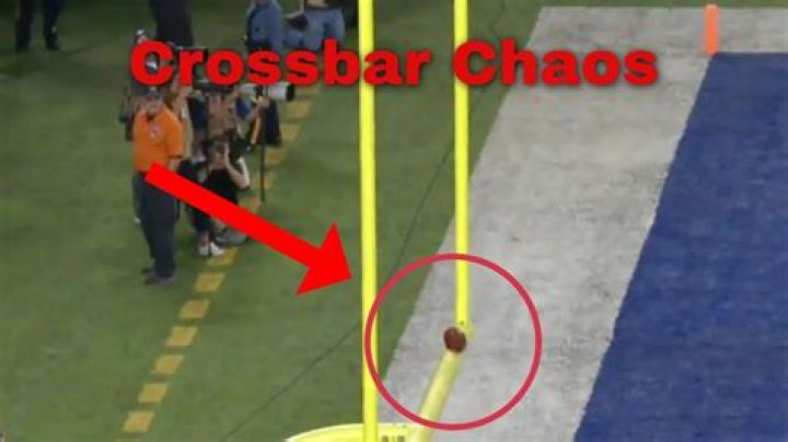 How tall is NFL crossbar?