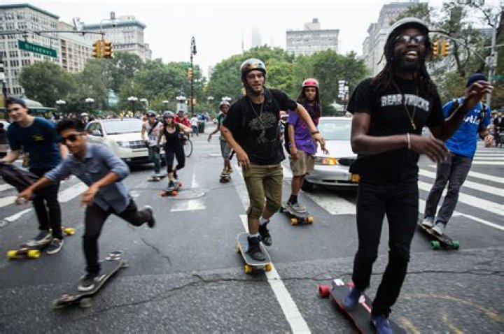Is skateboarding illegal in New York?