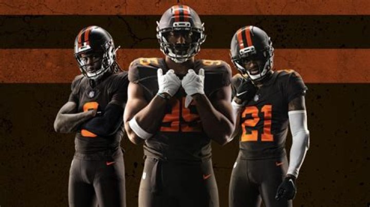 Is the stripe on the Browns helmet black or brown?