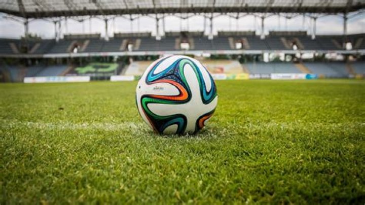 Is there an orange card in soccer?