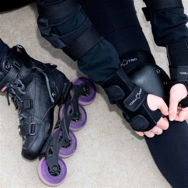 Should you size up or down in inline skates?