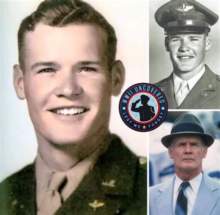 Was Tom Landry in the military?