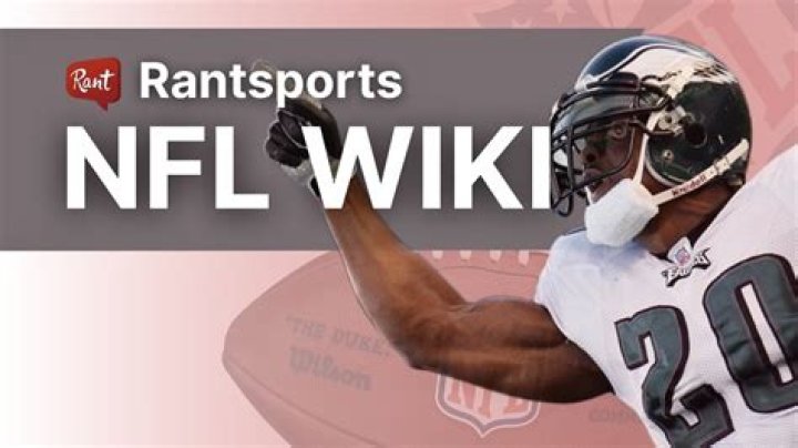 What does 4th & 1 mean in football?