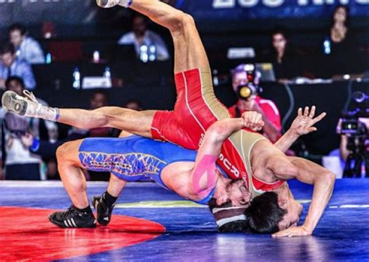 What does RT mean in wrestling?