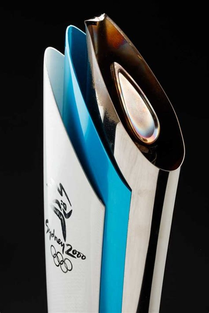 What is a 2000 Olympic torch worth?