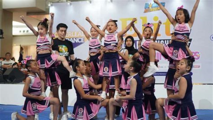 What is a back spot in cheer?