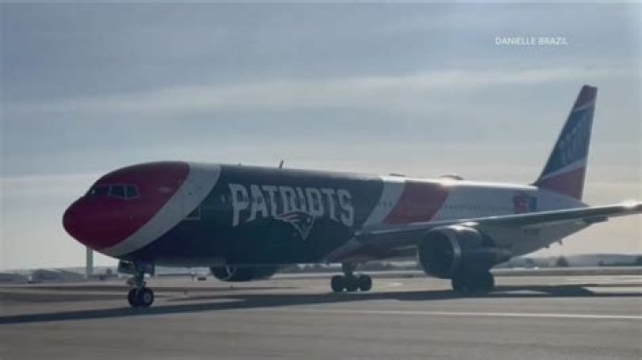What kind of plane is the Patriots plane?