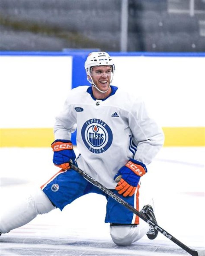 What pants does McDavid wear?