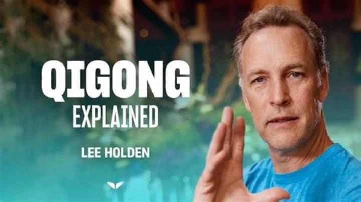Where did Lee Holden Learn Qi Gong?