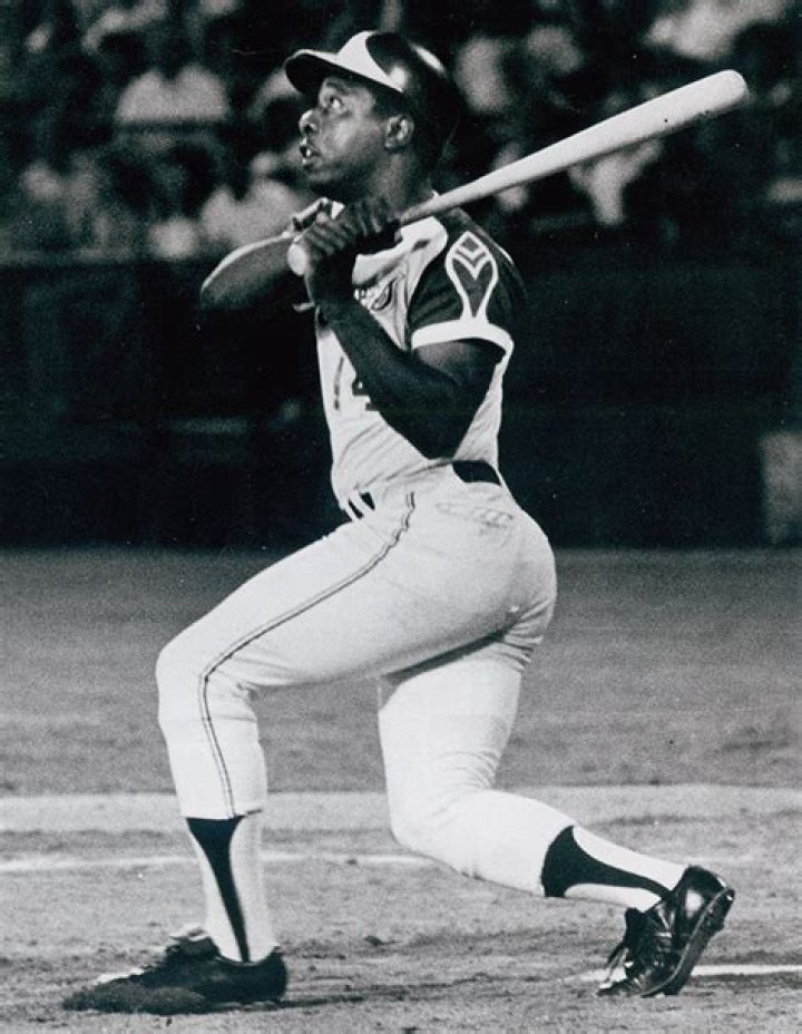 Which pitcher gave up the most home runs to Hank Aaron?