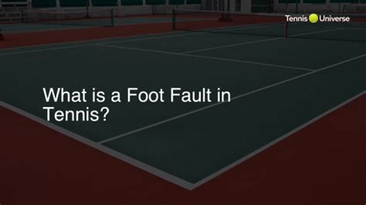 Who calls a foot fault in tennis?