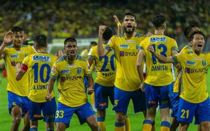 Who has more fans in Kerala Blasters?