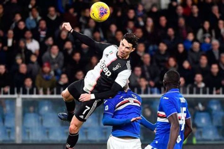 Who has scored the most headers in soccer?