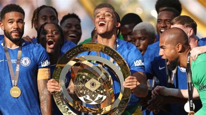 Who is the current sponsor of Chelsea football Club?