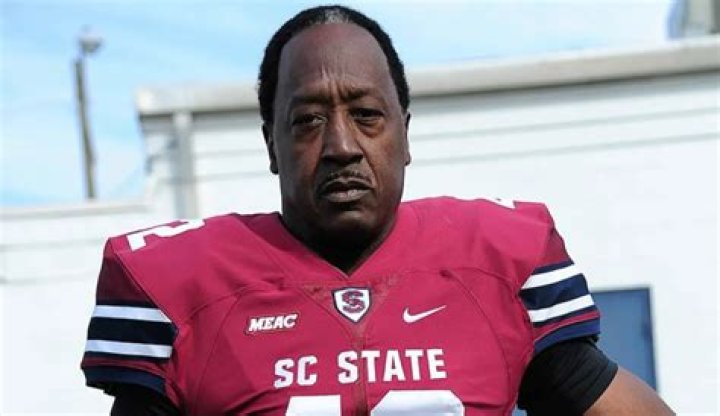 Who is the oldest college football player?