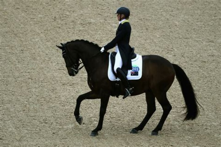 Who is the oldest Olympian 2021?