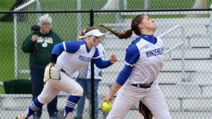 Who is the only major league pitcher to pitch back to back no-hitters?