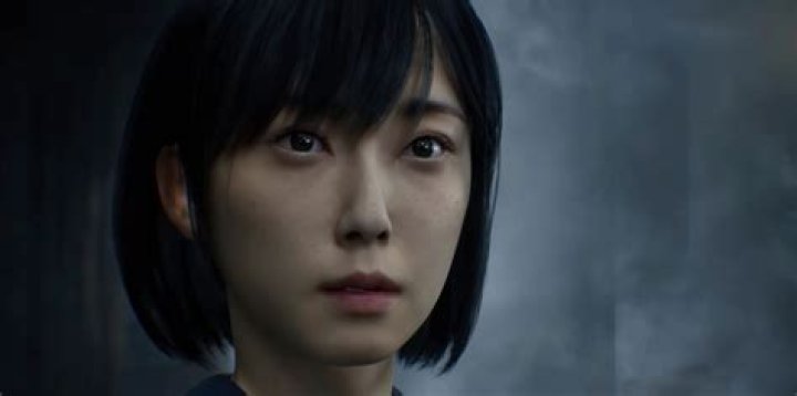 Who is the protagonist of the boxer?