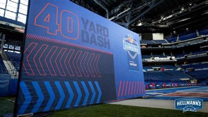 Who ran the fastest 40-yard dash in NFL history?