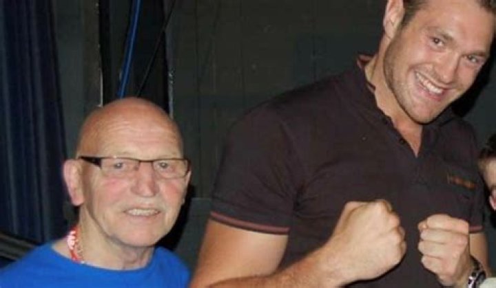 Who trained Tyson Fury?