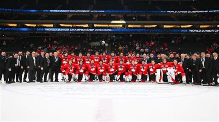 Who won men's hockey bronze?