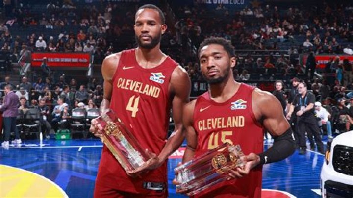 Who won the 2021 NBA All-Star Skills Challenge?