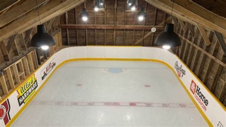 Why are hockey nets red?