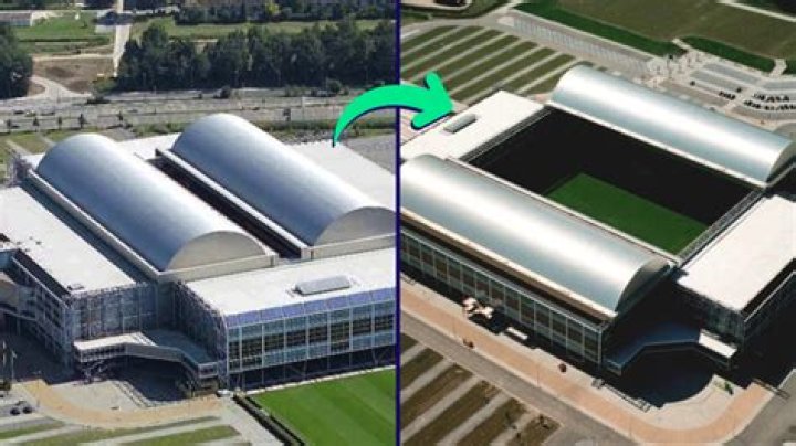 Why do American stadiums not have roofs?