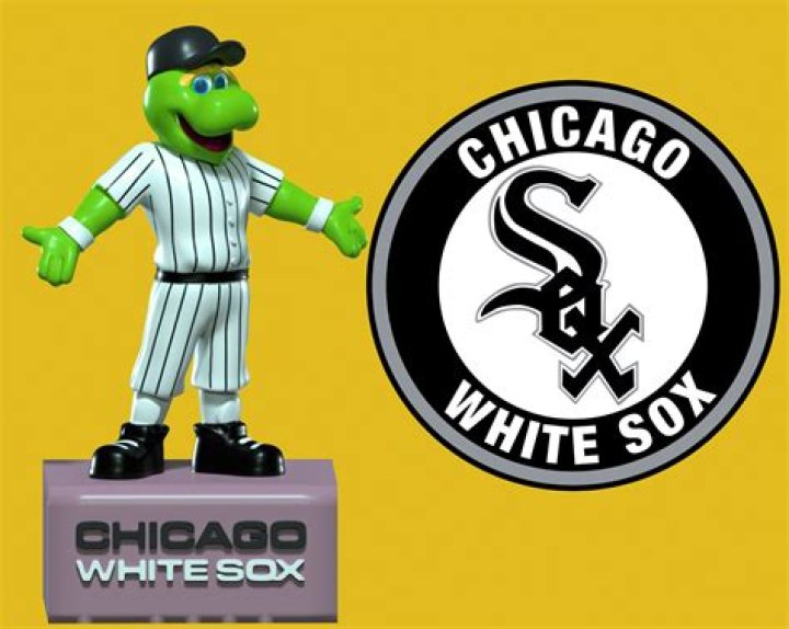 Why is White Sox mascot called southpaw?